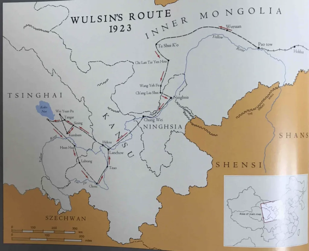 地图题为Wulsin's Route 1923,用带箭头的红线标出1923年考察队在甘肃、宁夏、青海一带经包头、兰州至卓尼、拉卜楞等地的路线,右下角附中国地图定位小图。